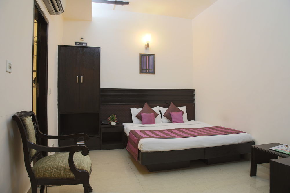 Fabhotel Exotica Greenpark New Delhi Extérieur photo
