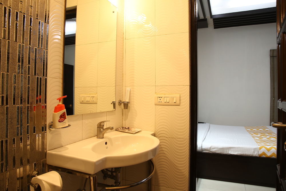 Fabhotel Exotica Greenpark New Delhi Extérieur photo